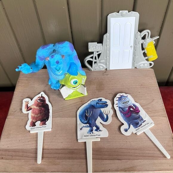 Disney Pixar 2001 Monsters Inc. Deco Pac Cake Topper Set - Picture 2 of 10